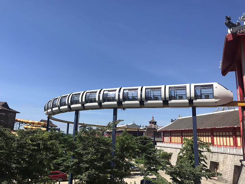Tàu monorail tại công viên rồng - tàu điện trên cao hiện đại nhất VN