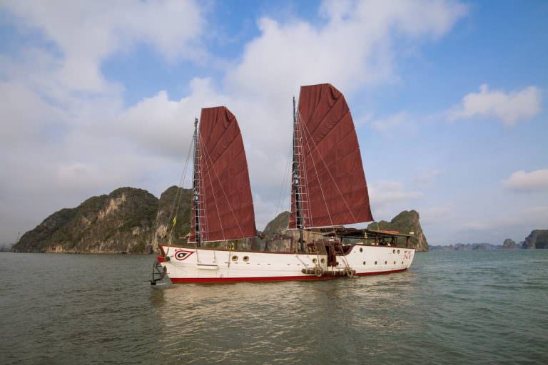 Du thuyền Nàng Tiên