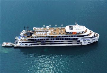 DU THUYỀN LUNA 5* | Tour du thuyền Hạ Long trong ngày cao cấp, buffet trưa thượng hạng ( Bến Bãi Cháy, thăm vịnh 09h30 - 16h30 )