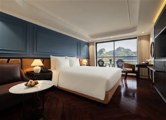 Phòng Premier Suite Ban Công