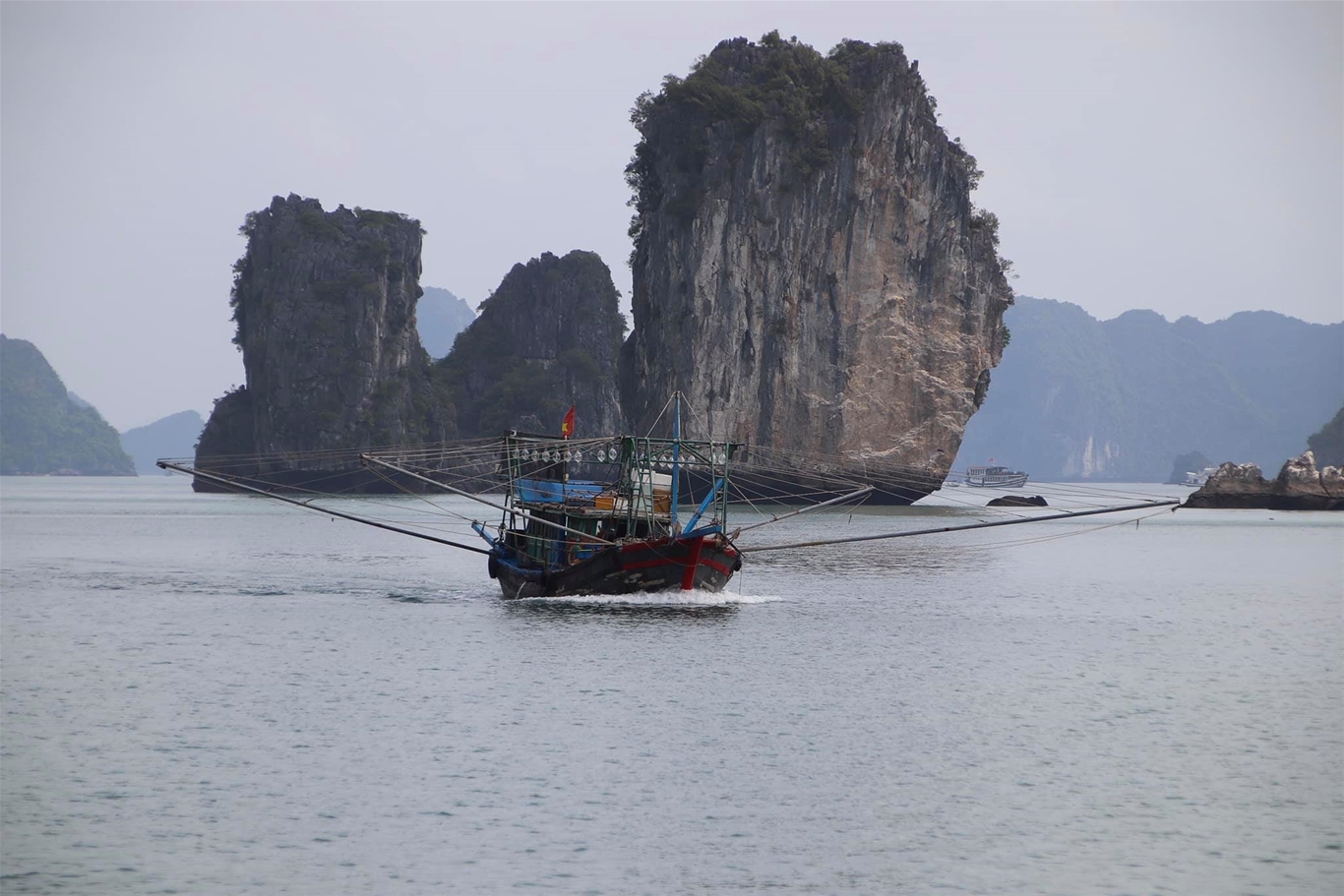 Thuyền đánh bắt cá